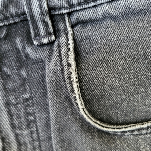 Zara black high waisted zipper fly jean shorts Size 2 - Picture 6 of 7